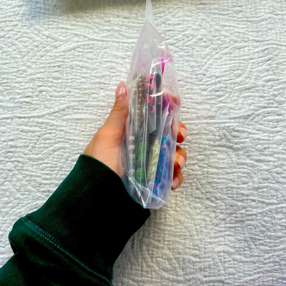 MYSTERY BRACELET PACK